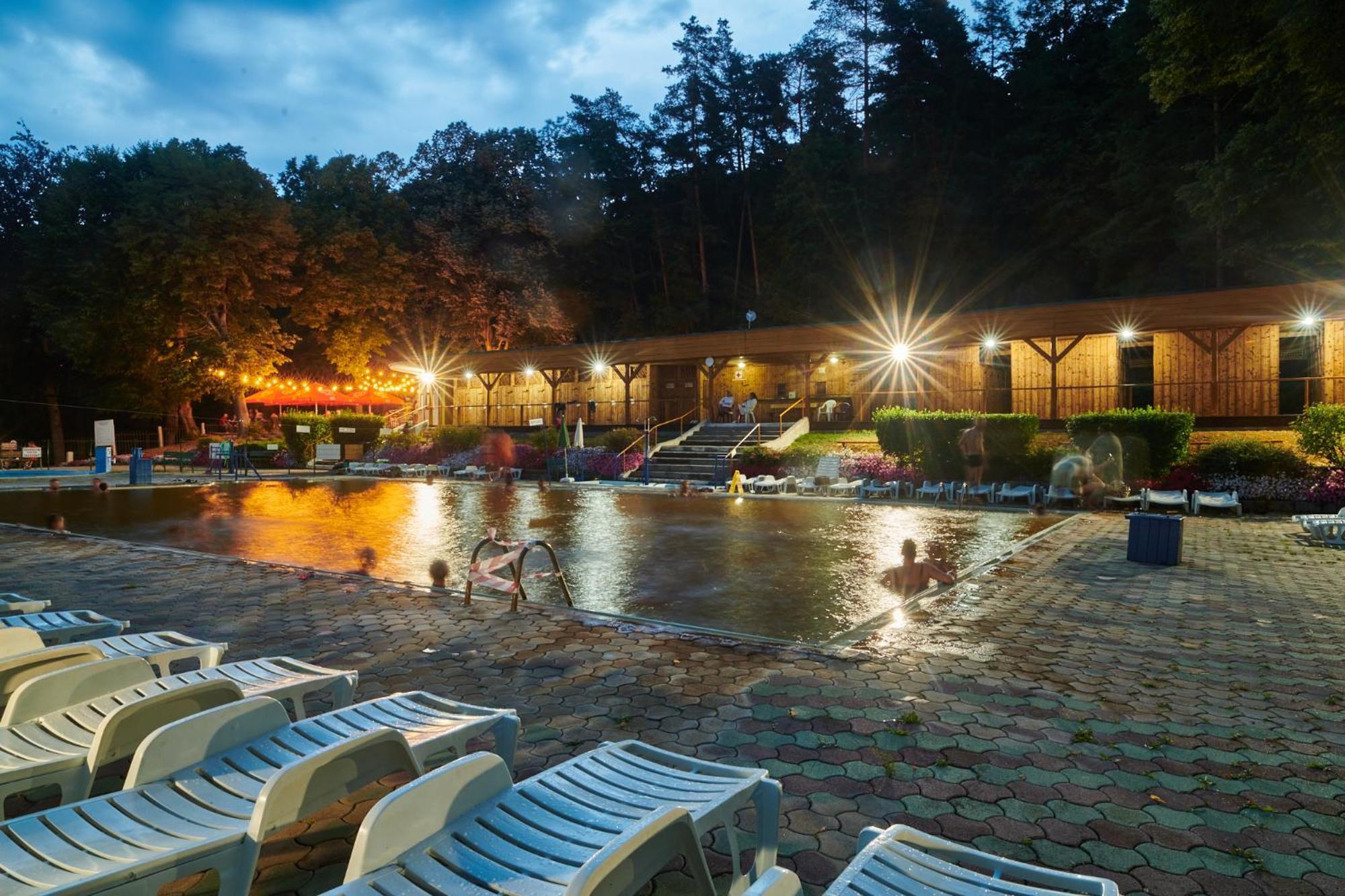 Hotel Palace - Kupele Sliač Exterior foto